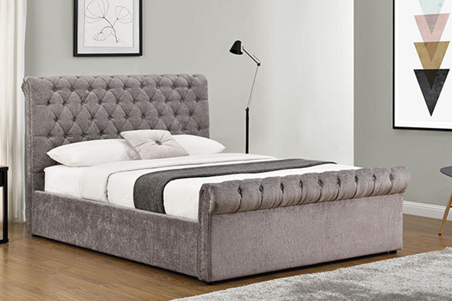1208G Chesterfield Chenille-Velvet Sleigh โครงเตียงเก็บของออตโตมัน